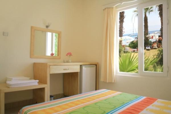 Meteor Beach Hotel Turgutreis Zimmer foto