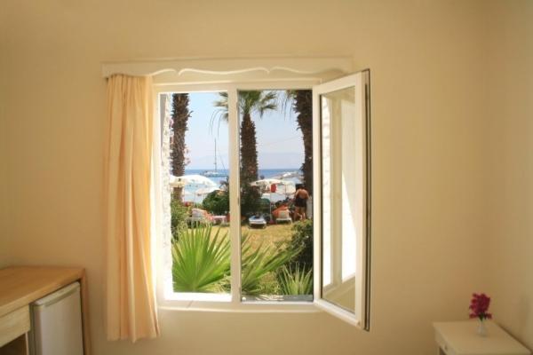Meteor Beach Hotel Turgutreis Zimmer foto