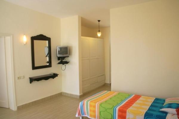 Meteor Beach Hotel Turgutreis Zimmer foto
