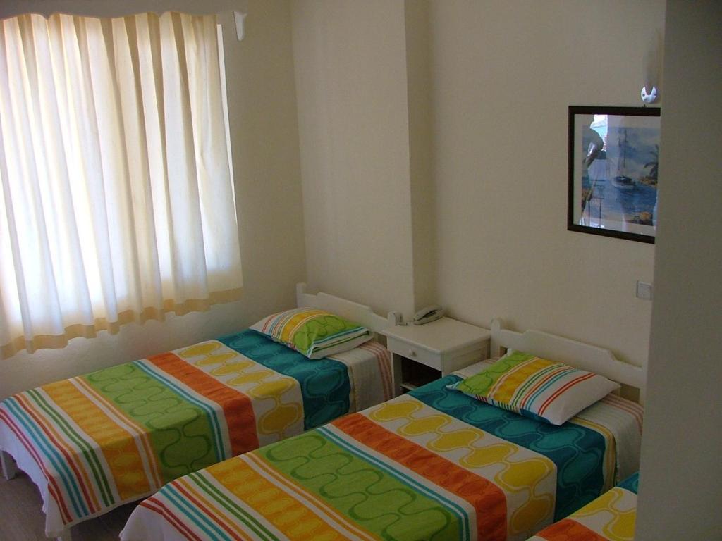 Meteor Beach Hotel Turgutreis Zimmer foto
